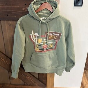 Ariat Olive Hoodie with Wild Desert Design size M 
***only worn 1x***